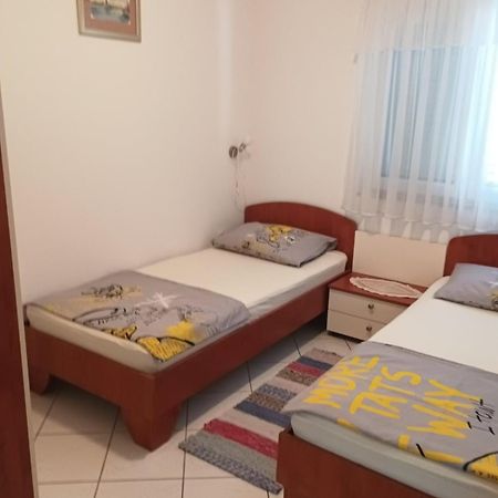 Apartmani Ana Vir Dış mekan fotoğraf