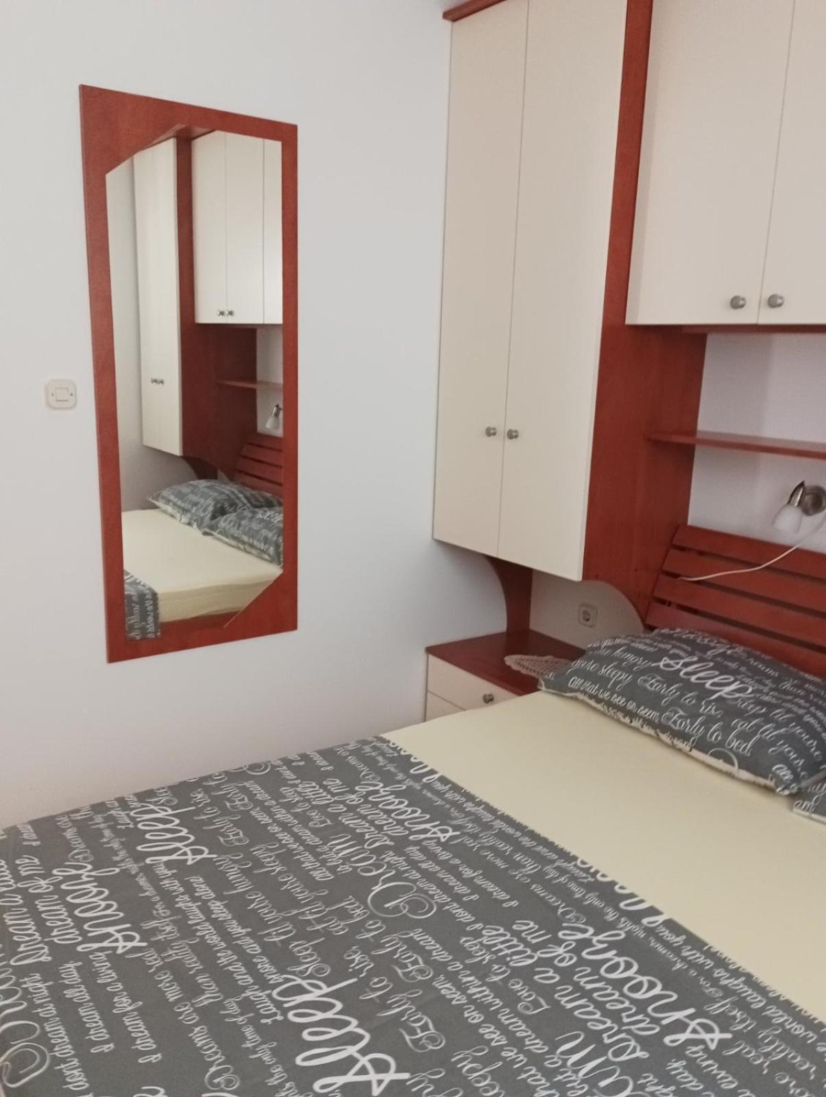 Apartmani Ana Vir Dış mekan fotoğraf