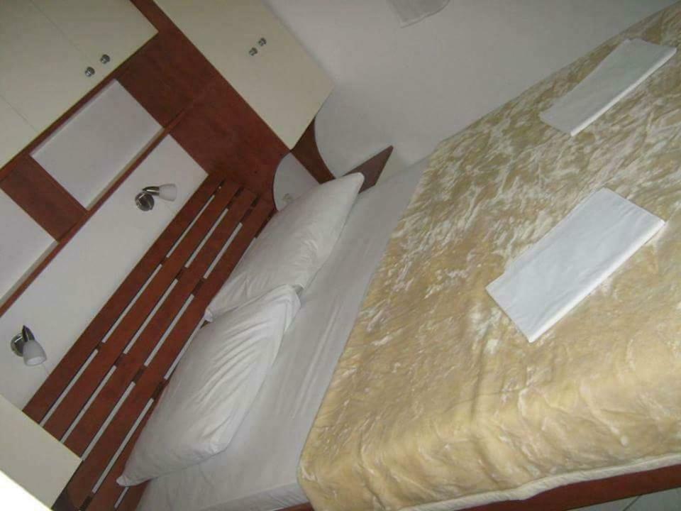 Apartmani Ana Vir Dış mekan fotoğraf