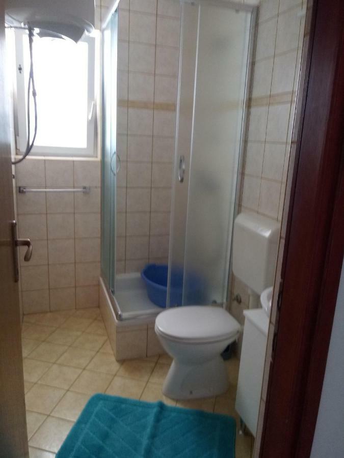 Apartmani Ana Vir Dış mekan fotoğraf